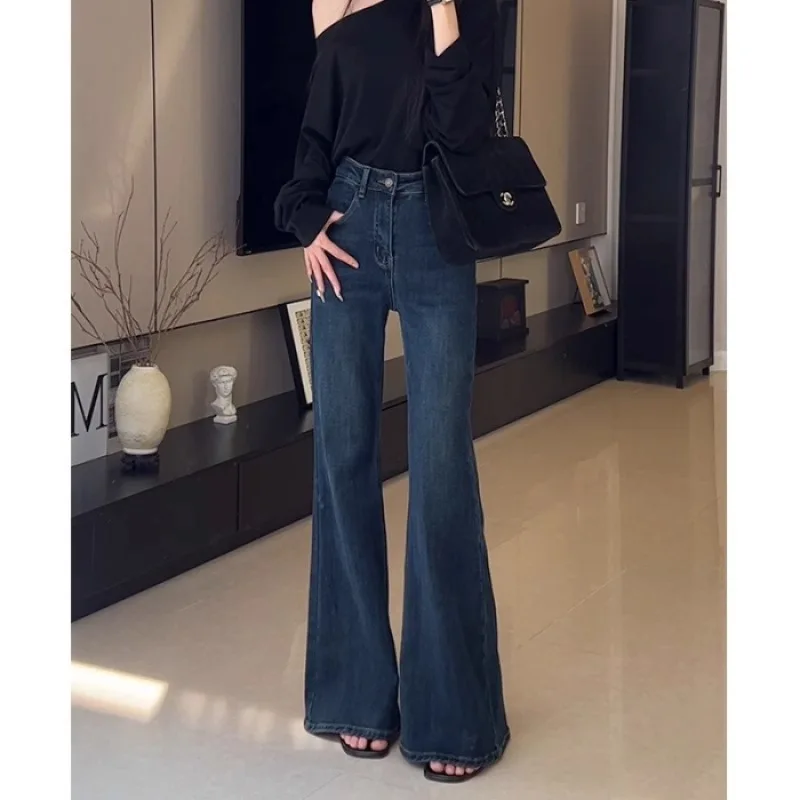 Retro Blue High Waisted Micro Flared Jeans for Women Autumn 2025 New Style, Loose and Slimming, Non Stick Leg Versatile Flared view 2