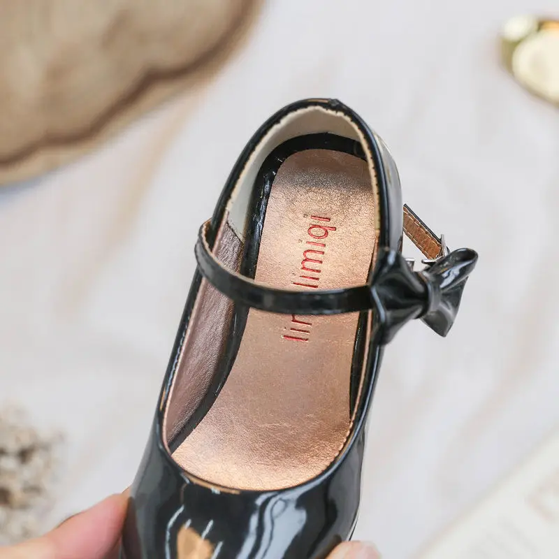 Children Leather Shoes 2022 New Party Dance Wedding Girls Princess High Heel Fashion Kids Student Performance Dress Show Sandals