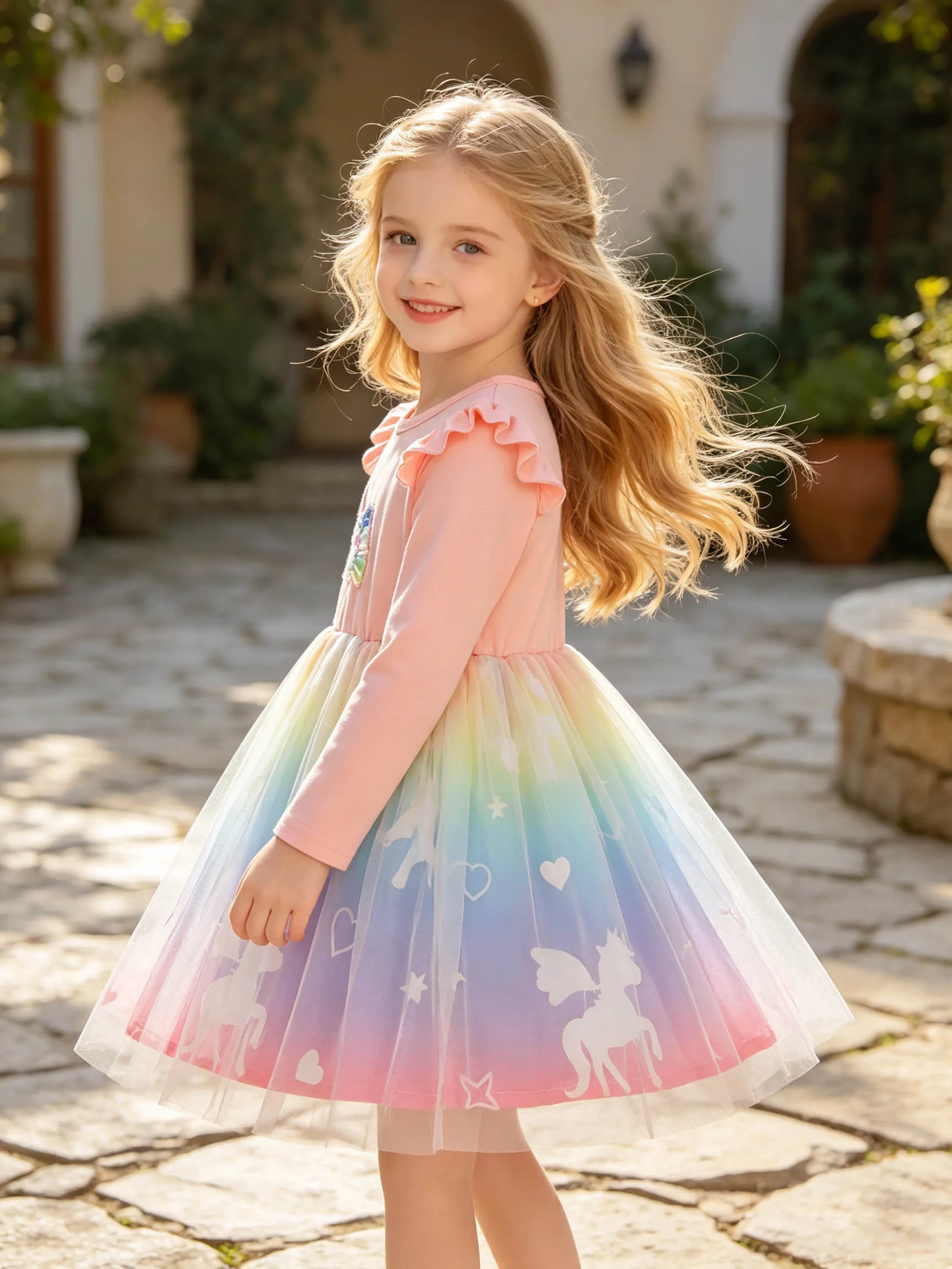 Mädchenkleid in Rosa mit Rüschen und Langen Ärmeln, Einhorn-Design, Makronen-Farbverlauf Regenbogen-Tüll Herz Pegasus Prinzessinnenkleid – Detail 3