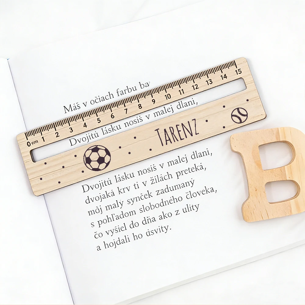 Personalisiertes Lese-Holzlineal, Anpassbares Namens-Lesezeichen, Lesehilfe, Schulstart-Geschenk, Stilvolles Schreibwaren-Accessoire, Geburtstagsgeschenk