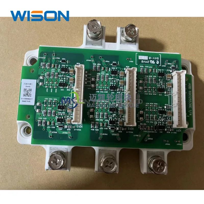 FS200R12PT4 FS200R12PT4/ZGAD-561 FS200R07PE4 F3L300R07PE4 Free Shippin original MODULE