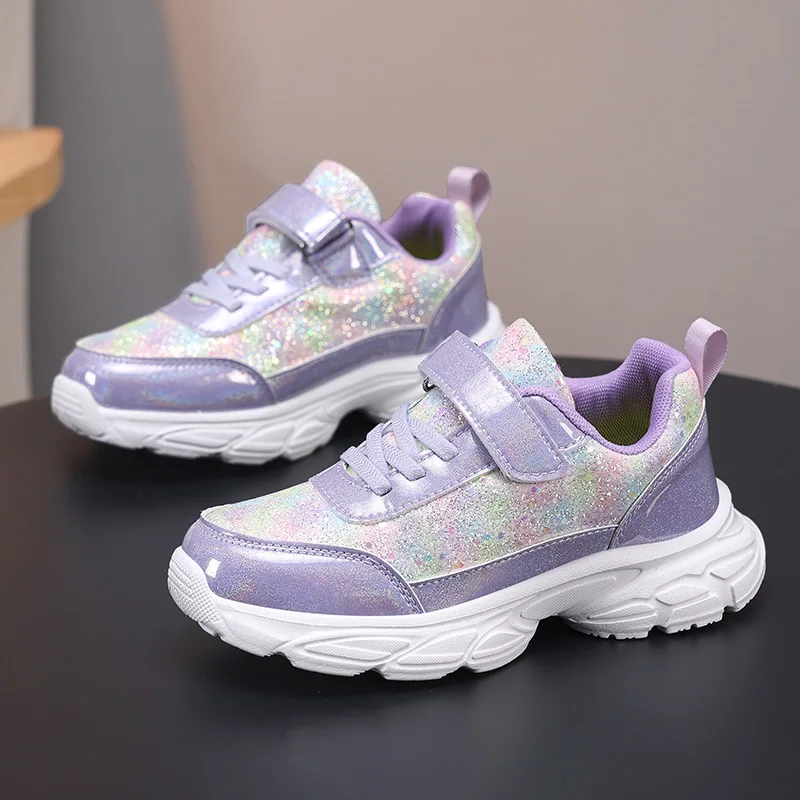 A pair of children's velcro glitter dad sneakers, sequined spliced upper, thick cushioned non-slip daily walking shoes MF-2281BT