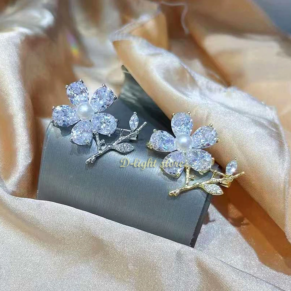 Elegant Glittering Delicate Ginkgo Leaf Zircon Pearl Brooch Lady Dress Lapel Pin Banquet Accessories Top Quality Exquisite Gifts