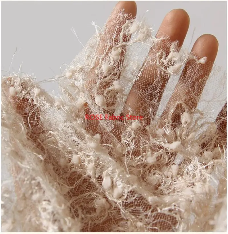 

1-ярдовая шелковая 3D полосатая вышитая ткань «Маленький снежок», модная креативная дизайнерская ткань