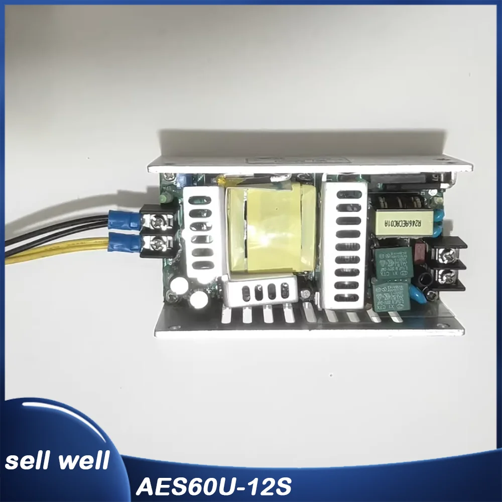 

Медицинский блок питания AES60U-12S