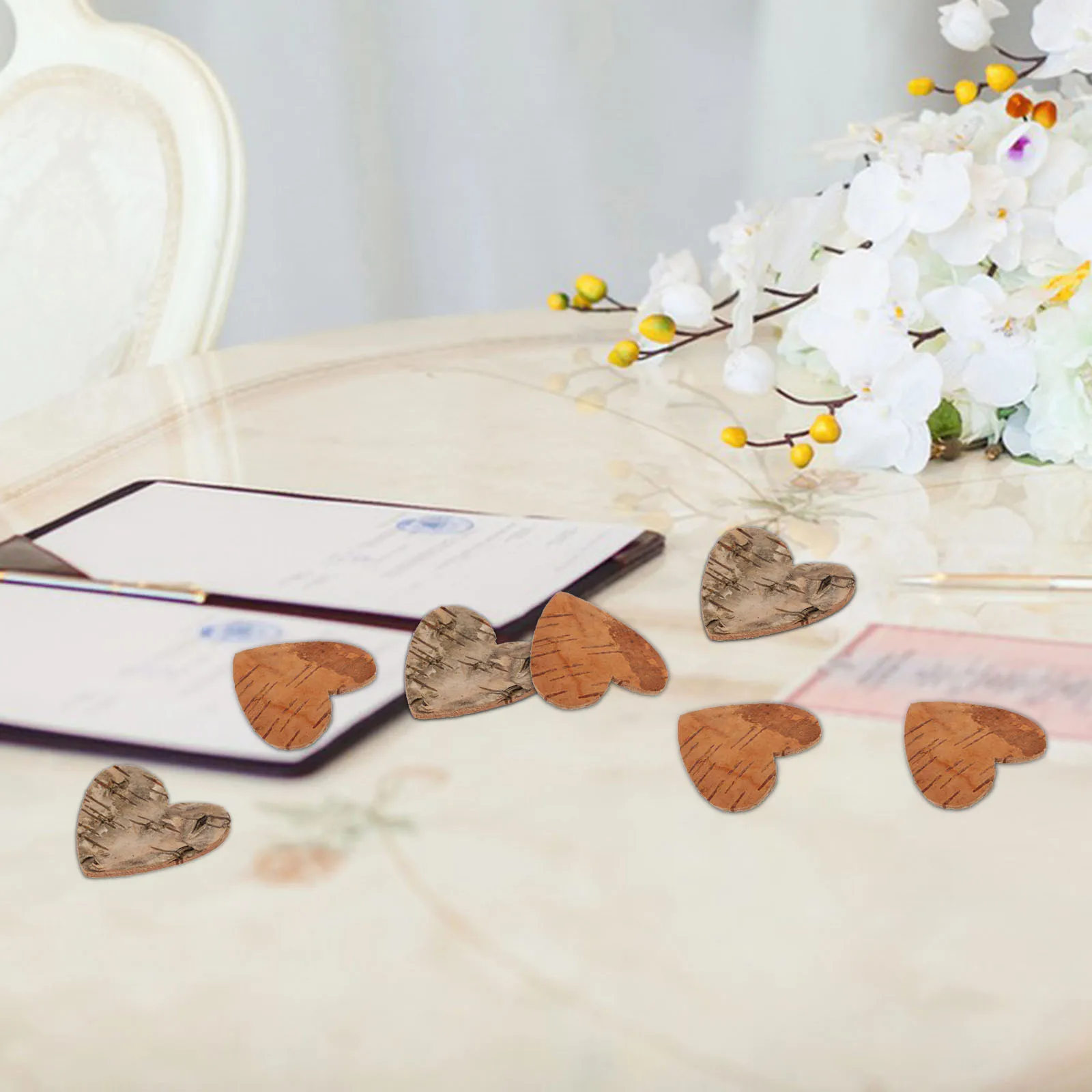 

80pcs Heart Shaped Wood Chips Natural Basswood Slices Bark WeddingDecoration HouseOrnaments DIYCrafts SewingAccessories