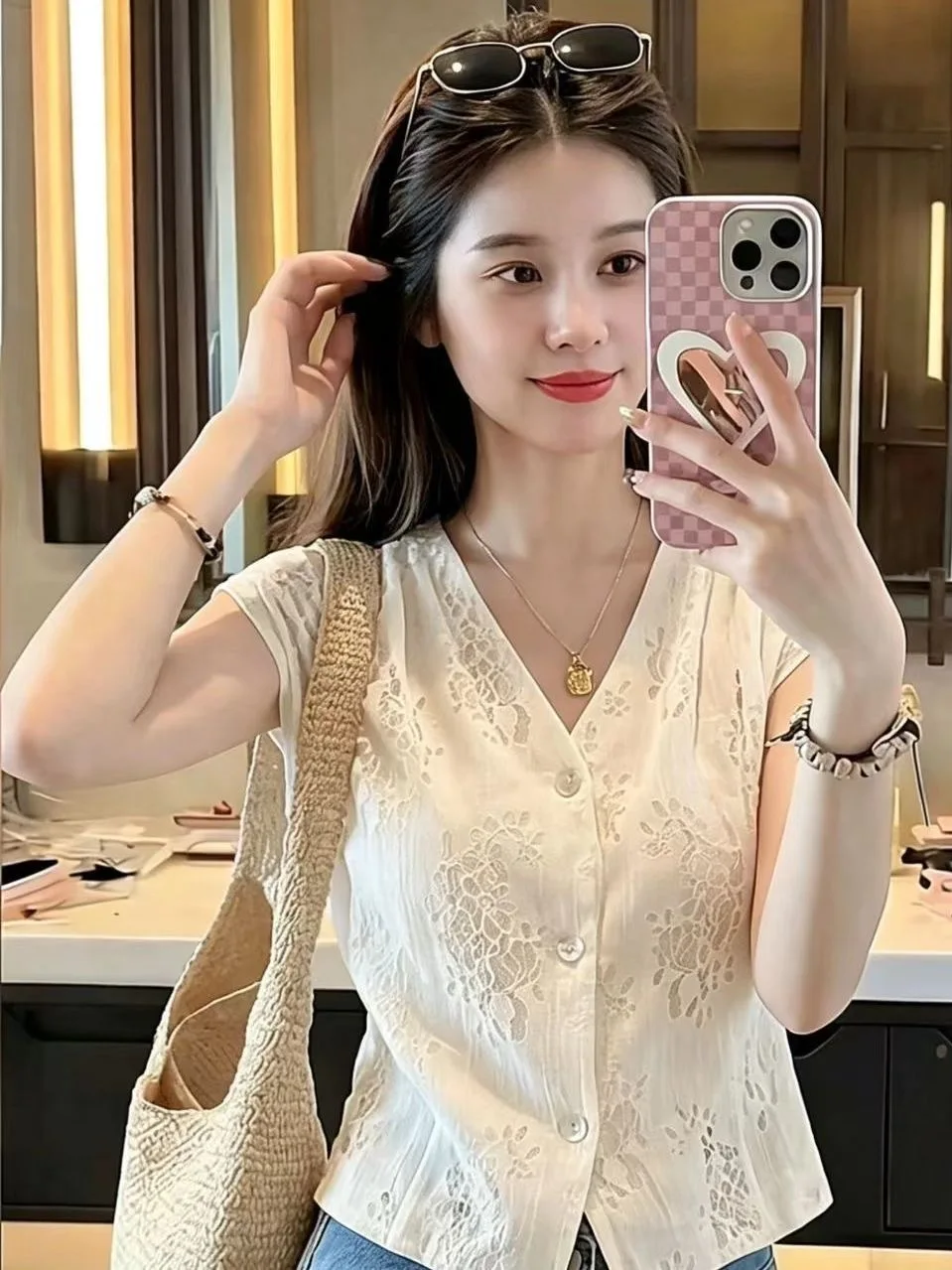 

2026 Summer New plus Size Korean Style Lace Hollow V-Neck Sleeveless Vest Women's Slimming Versatile Layering Shirt
