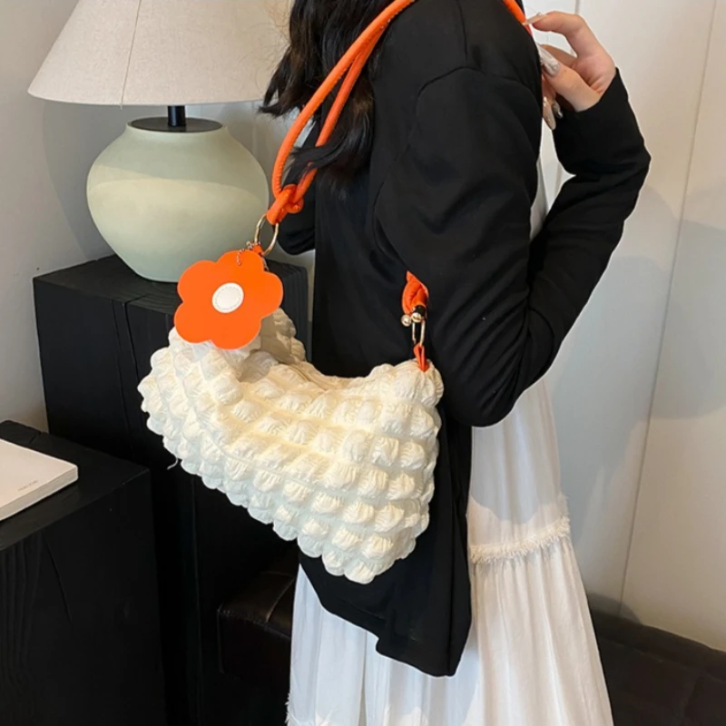 New Cream Color Canvas Shoulder Bag for Women Sweet Floral Handbag Ladies Bag Fashion Female Shoulder Bag