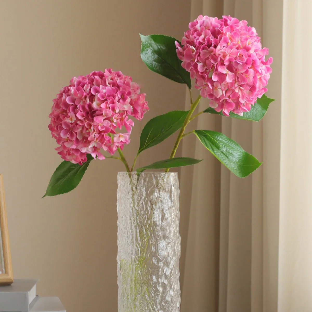 

2Pcs Faux Hydrangea Artificial Flowers Realistic Full Large Hydrangeas Spring 25.98in Long Stem Leaves Hydrangeas