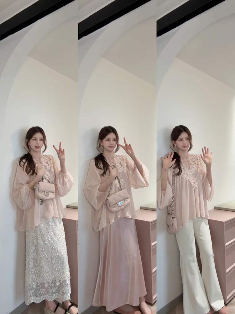 

Elegant Lace Patchwork Chiffon Blouse with Strap Casual Style Loose Fit Sleeveless Women's Fashion Spring Collection