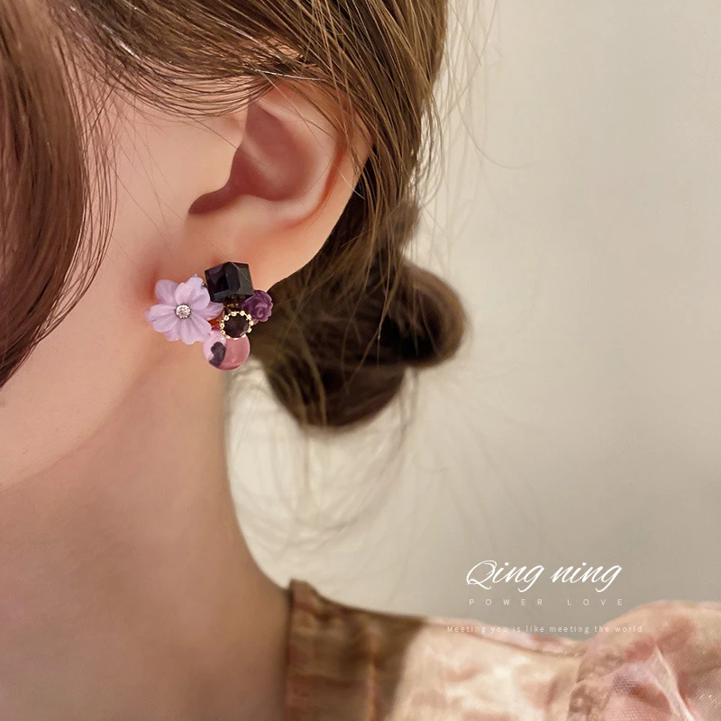 New Silver Needle Cat'S Eye Artificial Crystal Flower Sweet Stud Earrings Vintage Feel Party Trendy Fashion Versatile Gentle Ms