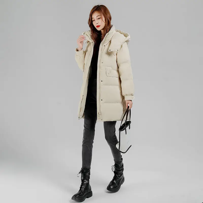 سترة نسائية شتوية لعام 2025 للتنقل سترة دافئة بغطاء للرأس