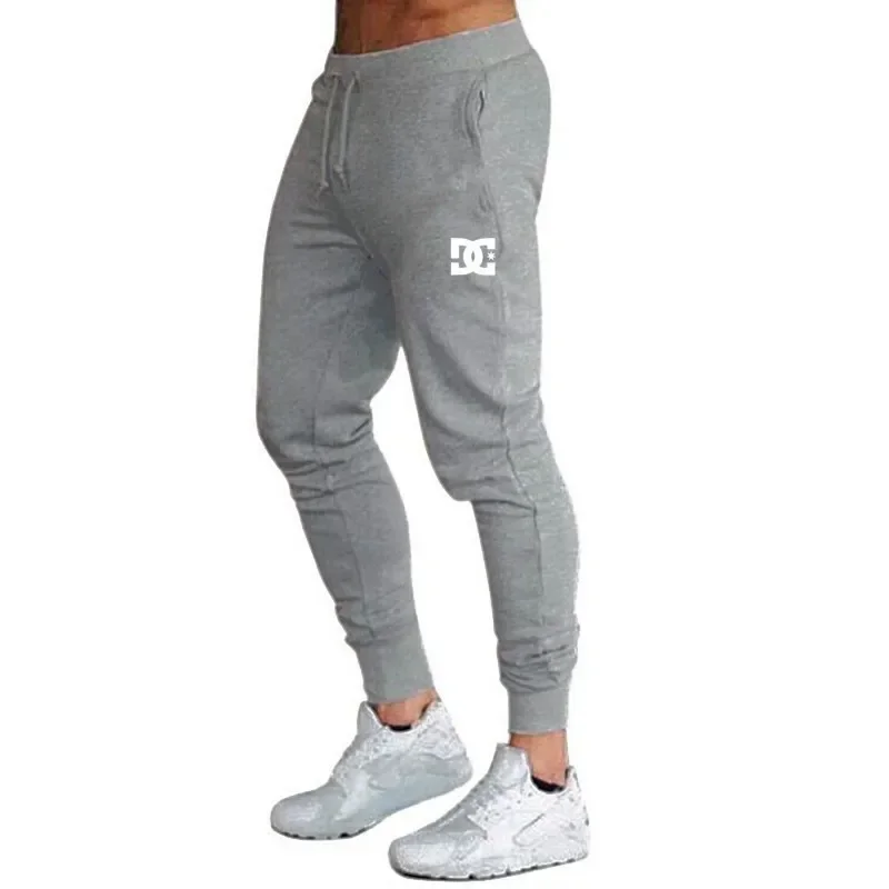 Men\'s fleece fashion printed logo pants Jogging pants Jogging pants side pockets have elastic comfort warm everyday casual