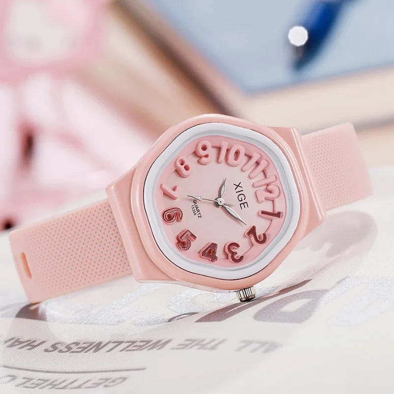 Ladies Watch, Candy Color Silicone Watch Student Dopamine Color Matching Quartz Watch
