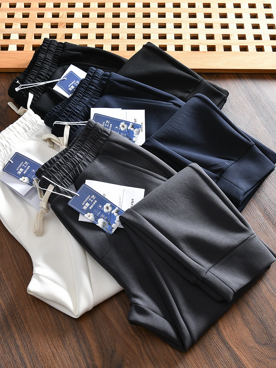

Lightweight Airy Cotton Men's Casual Sweatpants Elastic Comfortable Autumn Fashionable Harajuku Style with Embroidery