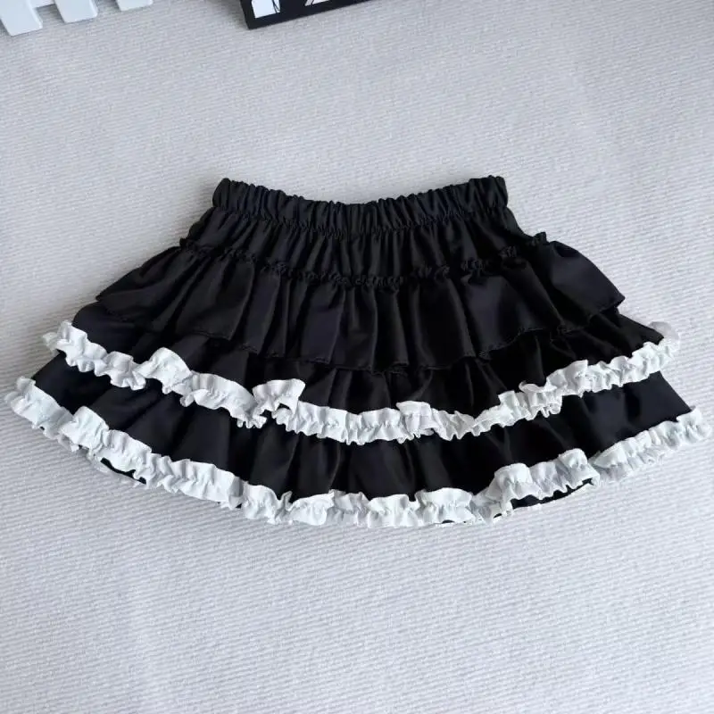 Women Layered Ruffle Cake Mini Skirt Elastic Waist Black White Contrast Trim A Line Fluffy Short Skirt With Safety Shorts