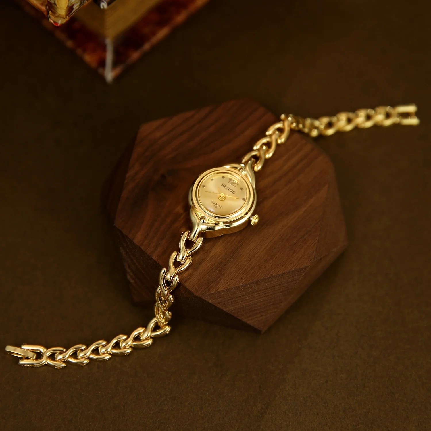 Women Watches Top Brand Luxury Wristwatches Ladies Fashion Gold  Bracelet Watch Female Elegant Clock Women montre femme