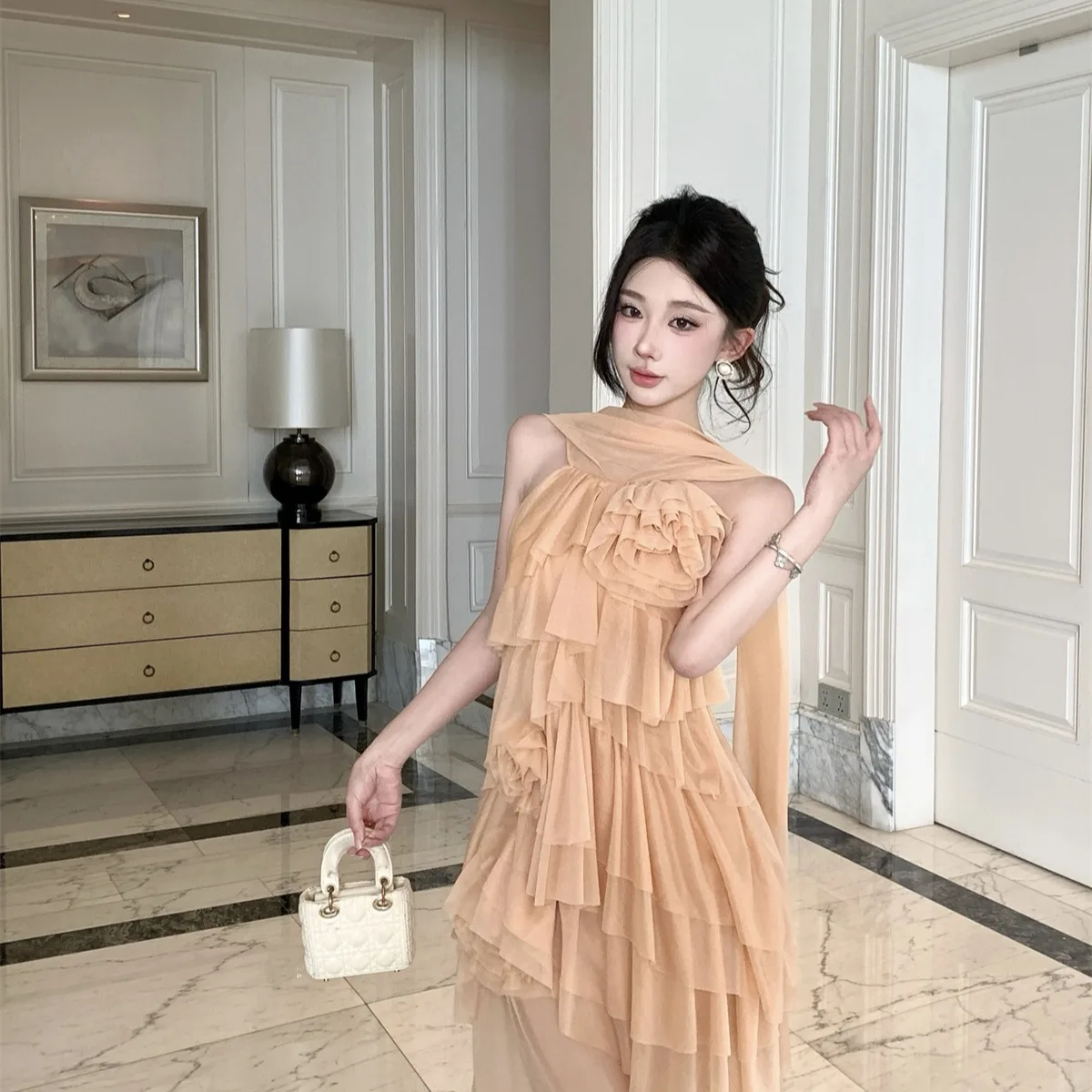 

Summer New Style Qianjinnan Wind Irregular Shoulder Exposure Lace Trim 3D Flower Draping Cake Dress Street Style Midi Skirt