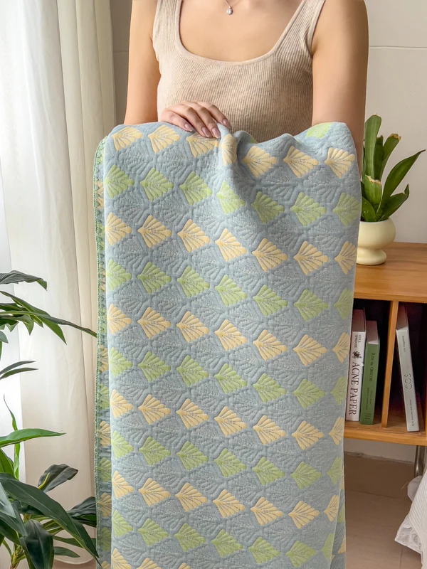 1 Pc Cotton three-layer yarn towel quilt pure cotton office lunch break blanket sofa cover blanket shawl blanket