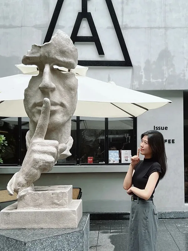 xx-Creative Abstract Italian Style Fiberglass Internet Celebrity Face Sculpture China Decoration Art Installation Greek Figure