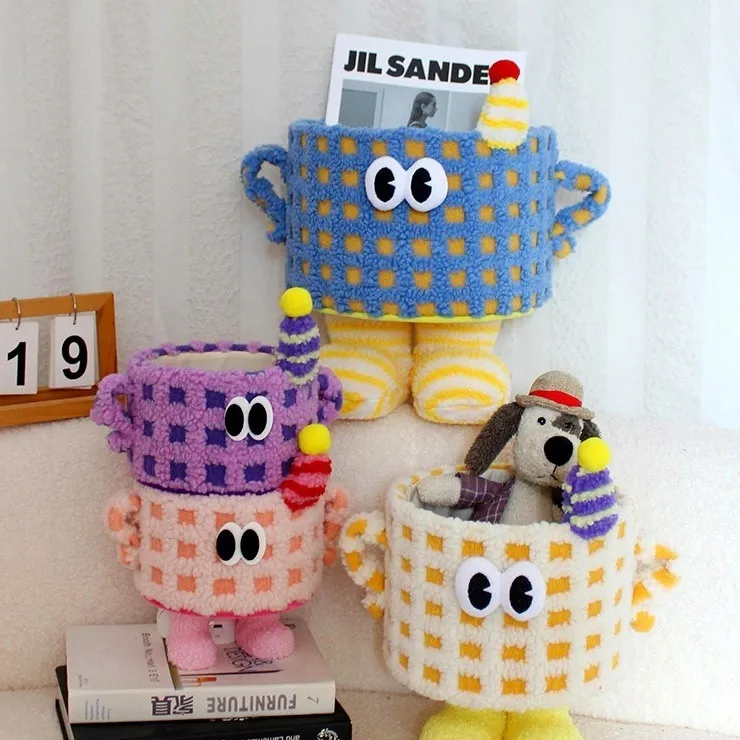 Cute Big Feet Plush Storage Basket Cartoon Snack Toy Organizer Bin Kids Gift Candy Container Bedroom Desktop Decoration
