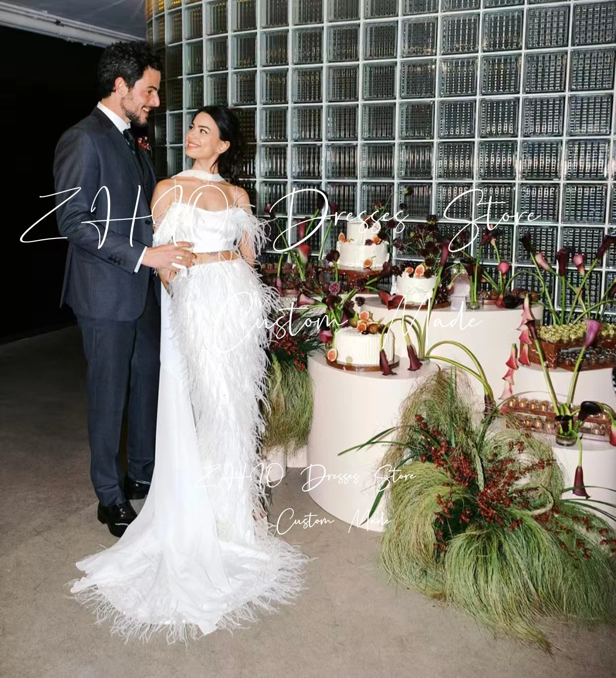 ZHIO 絶妙な羽根飾り付き2ピースウェディングパーティードレス オフショルダー マーメイドスイープトレイン ホワイトサテンイブニングガウン 女性用カスタムメイド