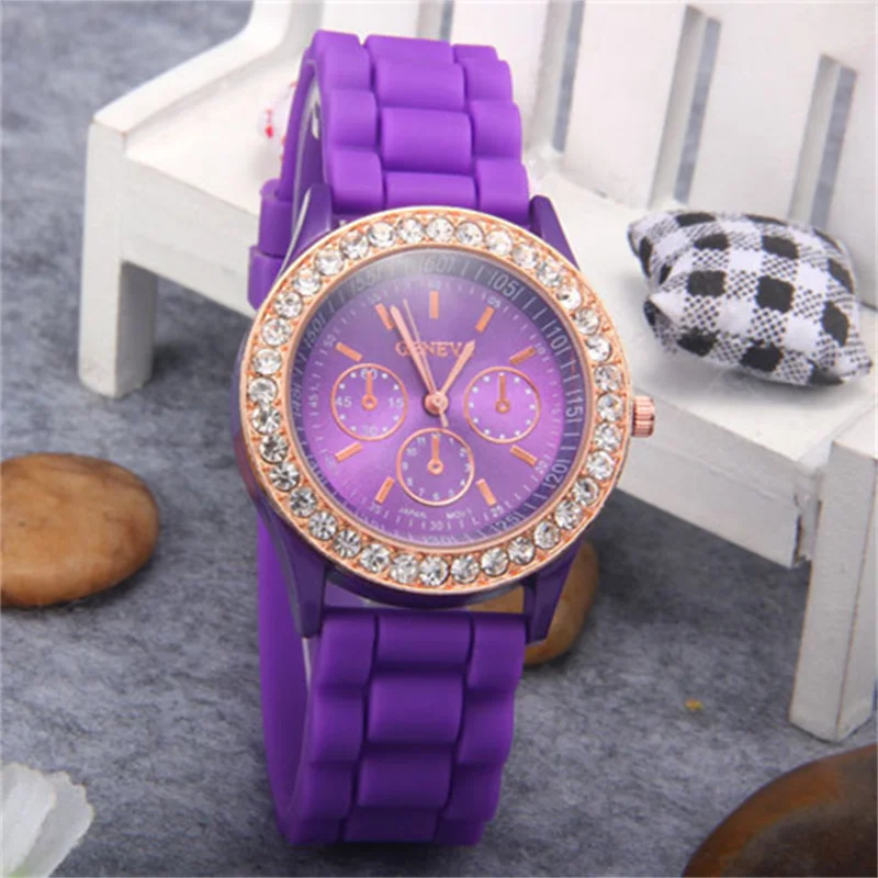 Fashion casual environmental friendly silicone Lady quartz Full diamond watch Student female classic vintage fashion clock