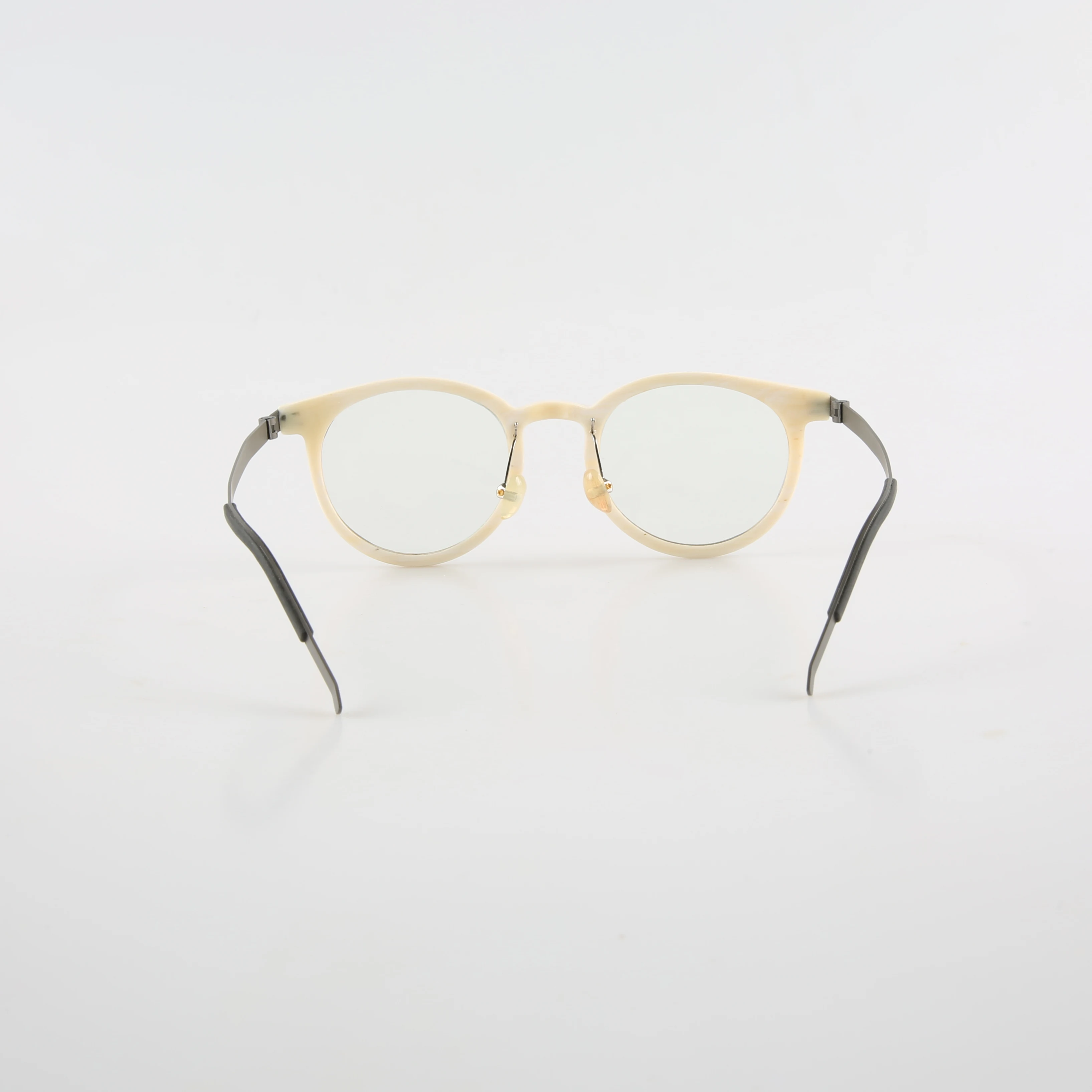 Eyewear Unique Titanium Leg Classic Handmade Natural Horn Reading Prescription Glasses Frame Clear Retro Eyeglasses