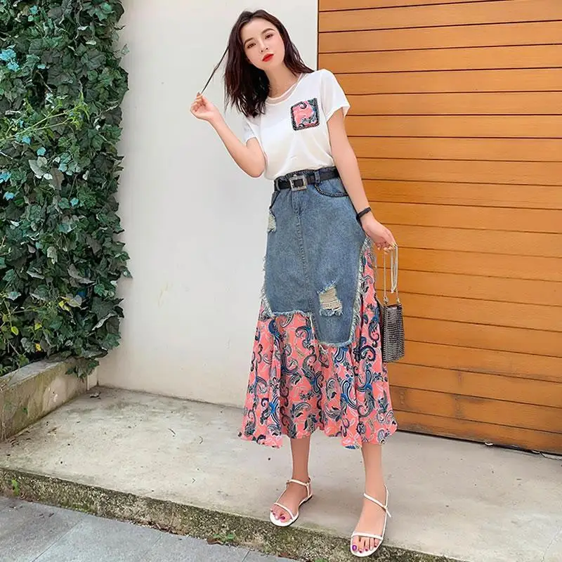 

Women Summer 2026 New Arrival Suit Stylish Youthful Beaded Top Denim Patchwork Printed Skirt Two Piece Set