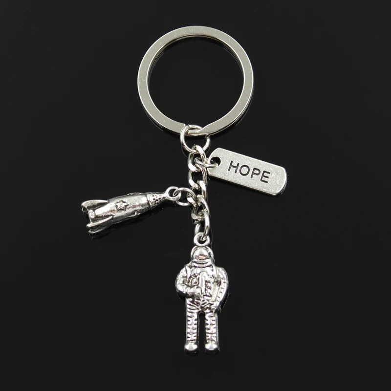 Moda 30mm breloczek do kluczy biżuteria srebrny kolor wszechświat astronauta rakieta statek kosmiczny "Live Your Dream" mam nadzieję, że uwierzyć, że wisiorek — zdjęcie 4
