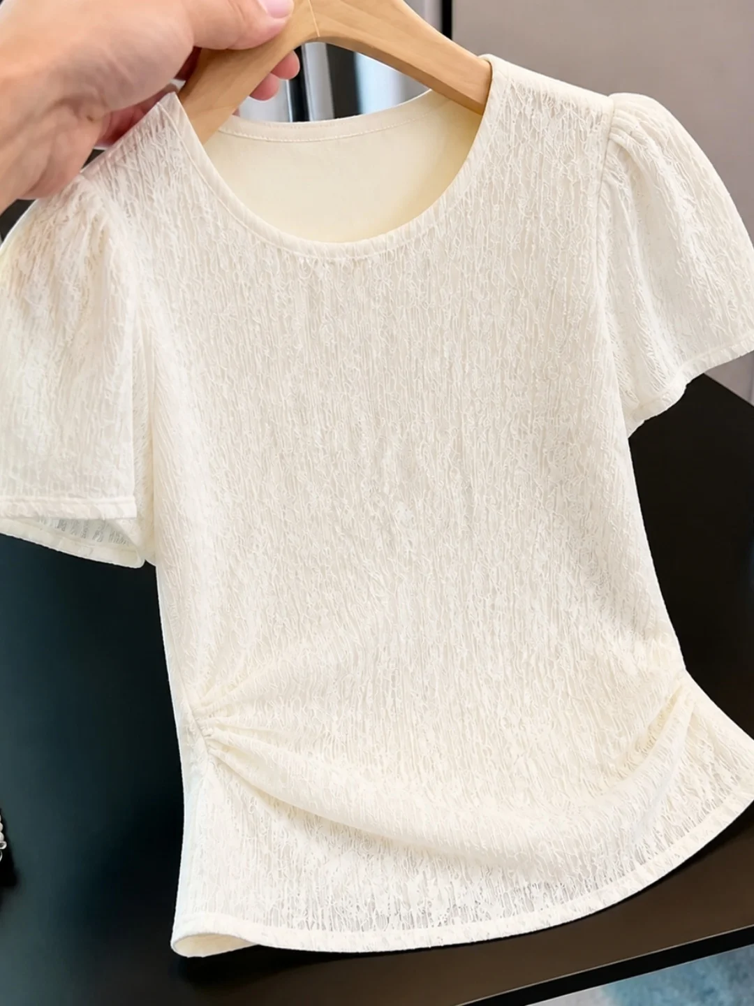 

Chic round Neck Short Sleeve T-Shirt Women's Fashionable Commute Style Korean Version Slim Fit Summer 2026 Silk Blend Top