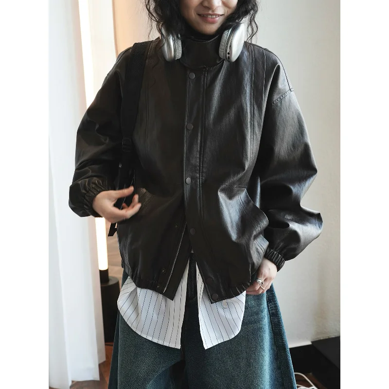 Chaqueta de cuero PU de primavera para mujer, ropa holgada, nueva versión coreana, perfil de moda, ropa con cuello levantado, abrigos de costura falsa, café