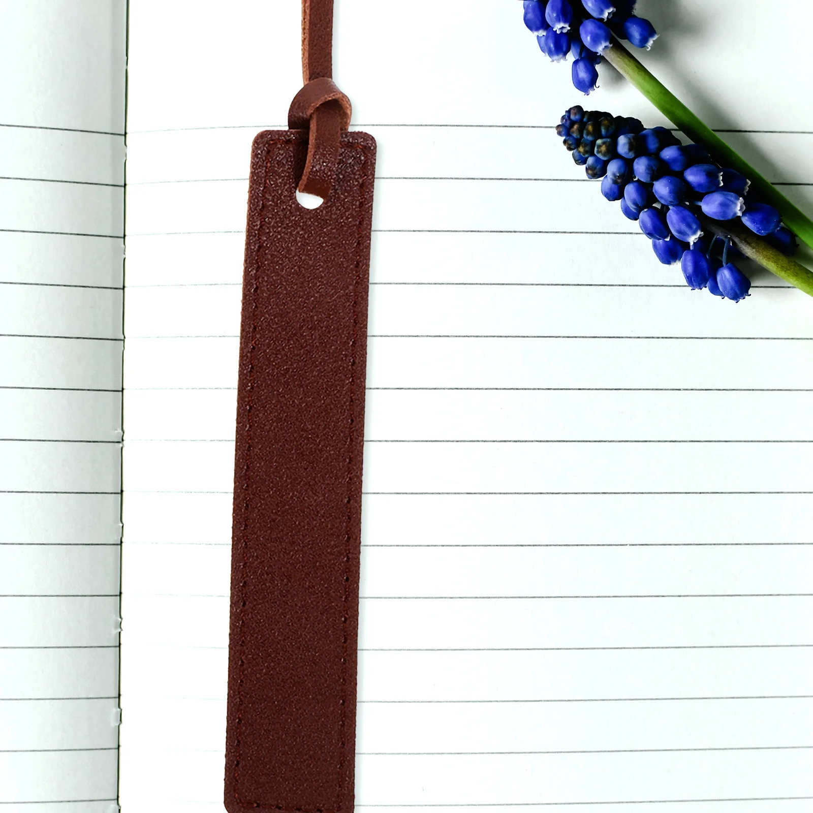 

4pcs Bookmarks Tassel Personalized PU Wear Resistant Book Markers for Students Reading Supply Gifts