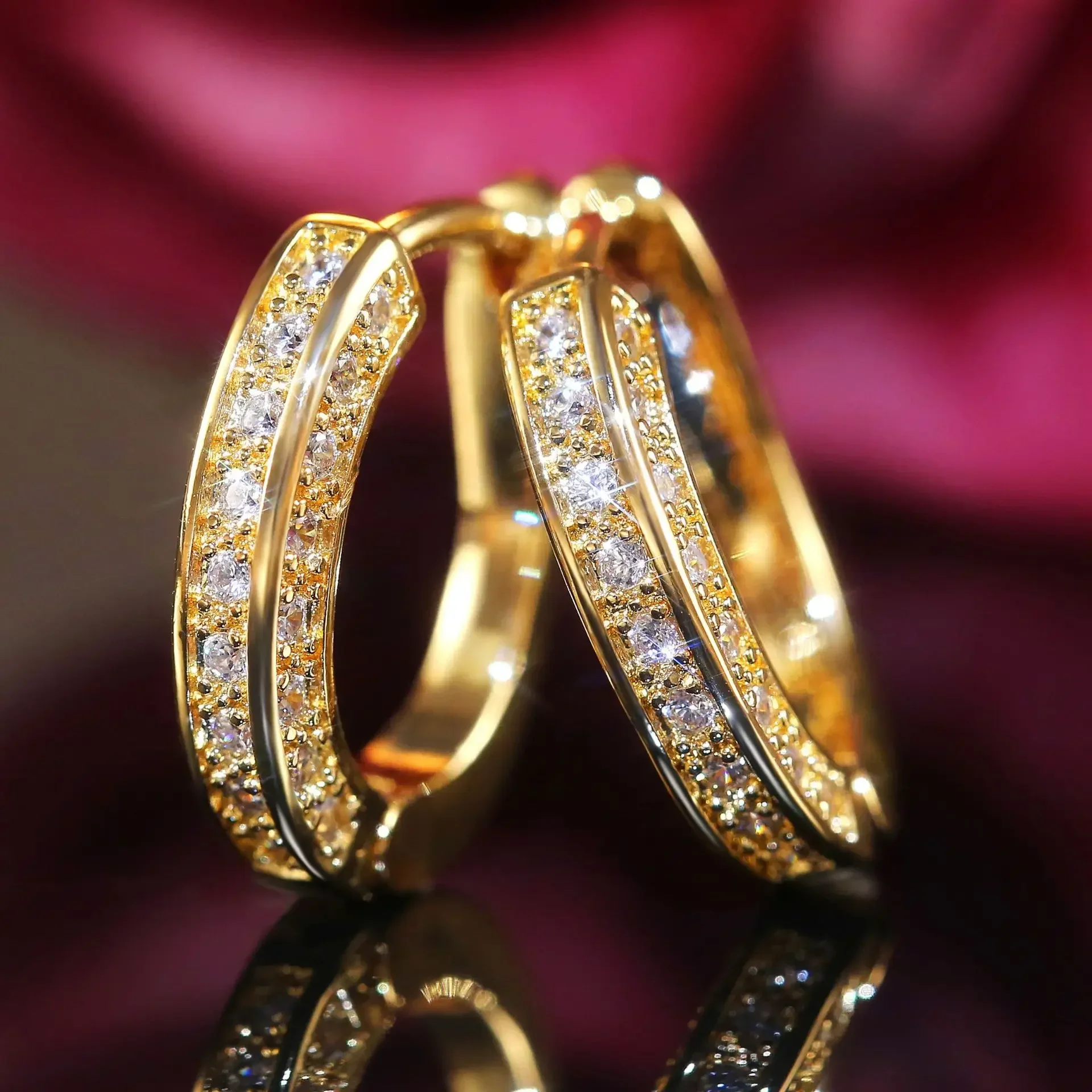 New High End Design Sense Earrings with Female Hollow Out Inlaid Zircon  Wedding Engagement Party Luxury Fashion Jewelry