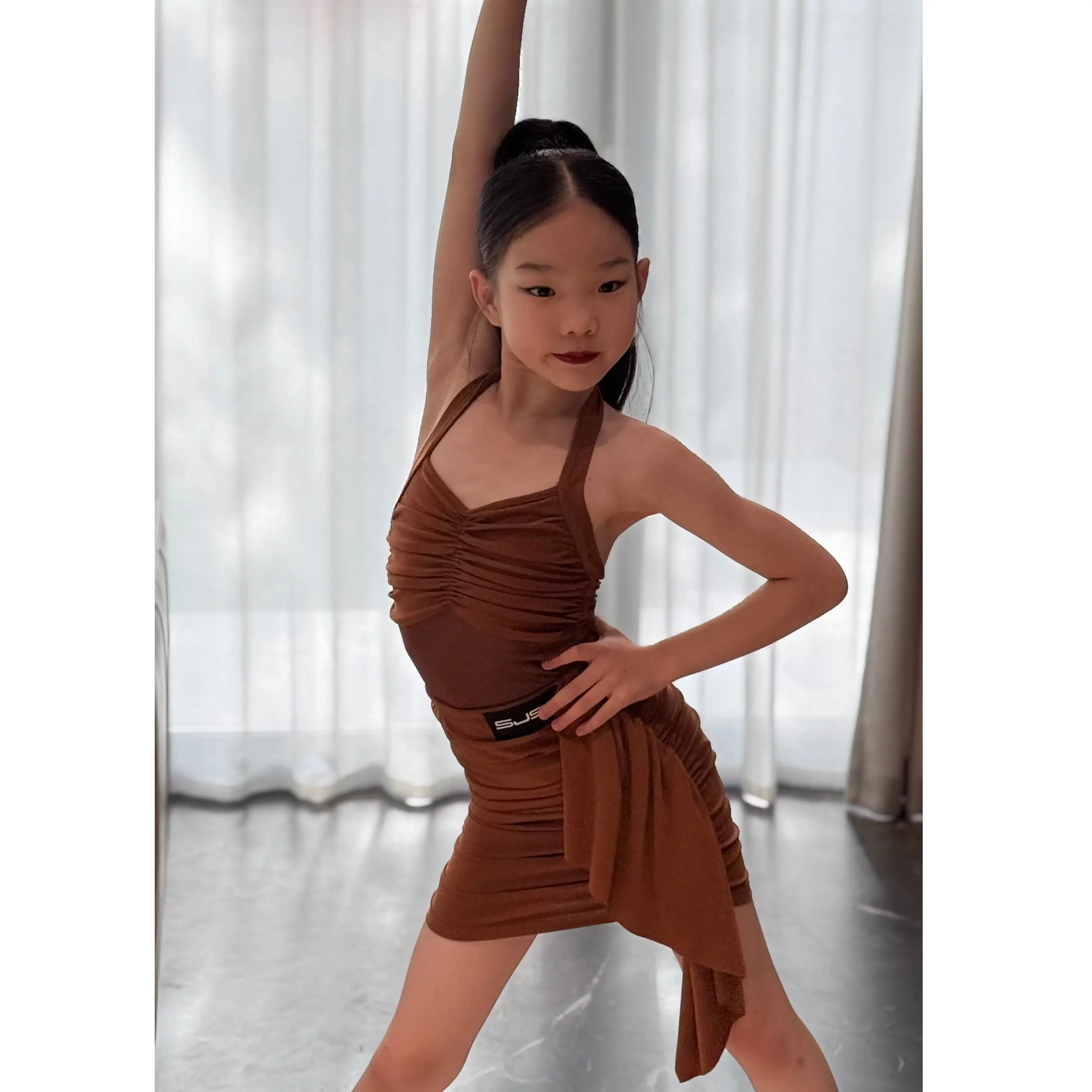 

2025 Girls Dress Children Latin Dance Costumes Hanging Neck Top Split Suit Chacha Rumba Tango Dress Kids Latin Clothes DN21099