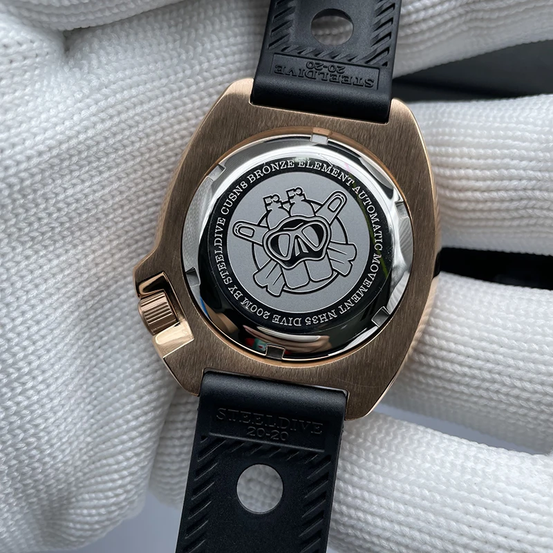 STEELDIVE Mens Diver Orologi Tartaruga Uomo Orologio meccanico automatico Orologio da polso in bronzo 200m Impermeabile C3 Orologio luminoso NH35