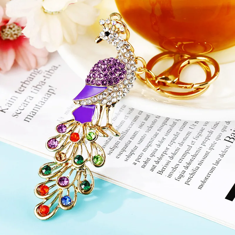 Diamond Peacock Car Keychain Metal Women\'s Bag Pendant Keychain Ring Creative Colorful Pendant Business Gift