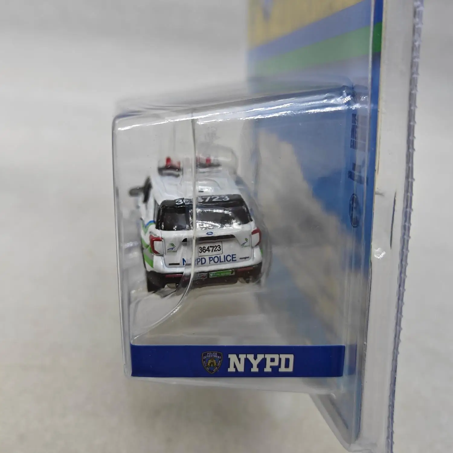 녹색 불빛 1:64 2023 포드 익스플로러 - NYPD 다이캐스트 금속 장난감 자동차 모델 어린이 수집품 선물.