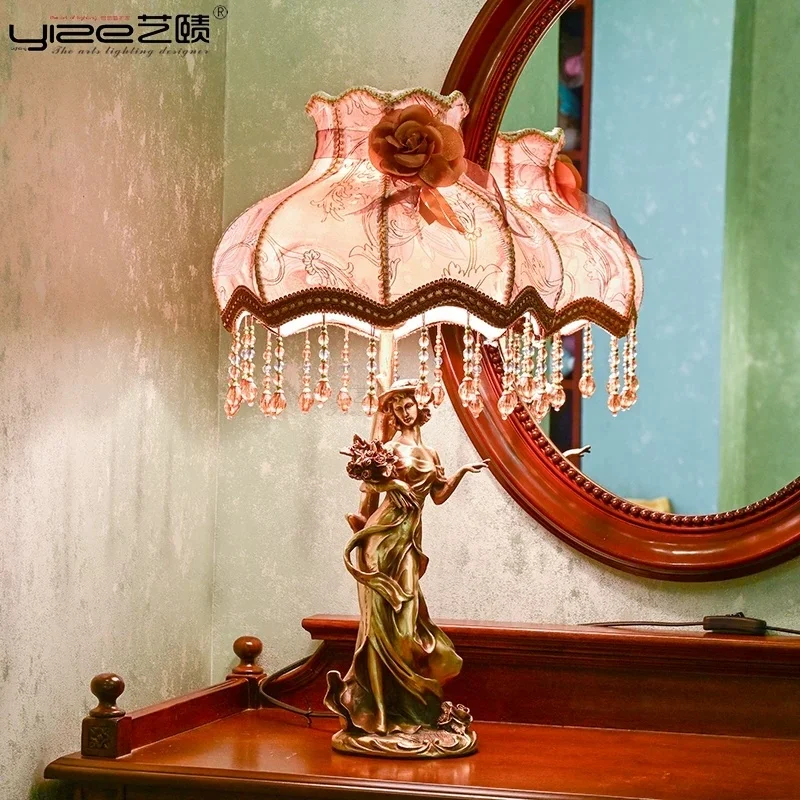 French style all copper desk lamp, vintage style, high-end living room, study room, American style girl bedroom, bedside lamp