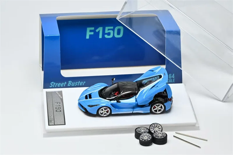 PreSale] Street Buster 1:64 LaFerrar (F150) Red Coupe Aperta Red