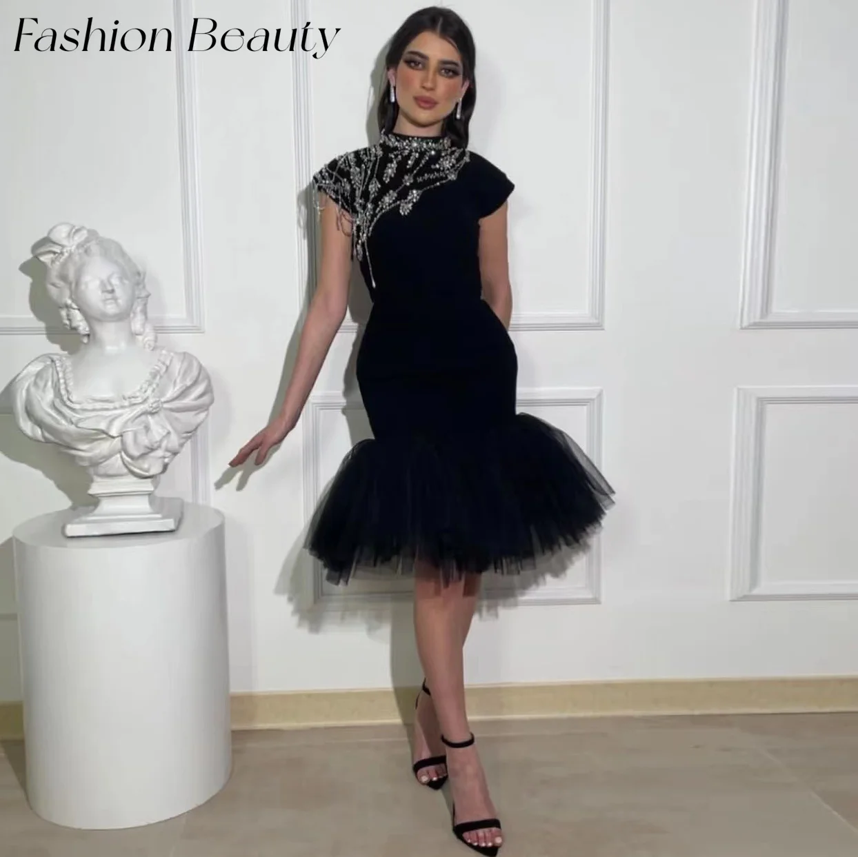 Fashion Beauty Black Short Evening Dresses 2-Piece Luxury Crystal Beads Short Sleeves Party Dress For Women 2024 فساتين السهرة