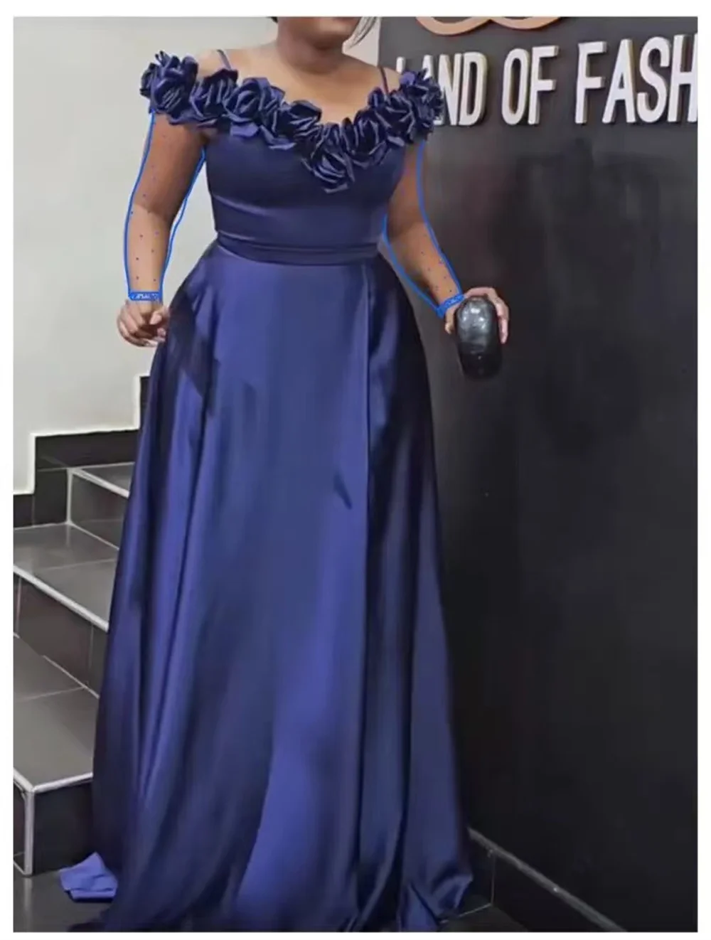 Elegant Women A Lin… - image