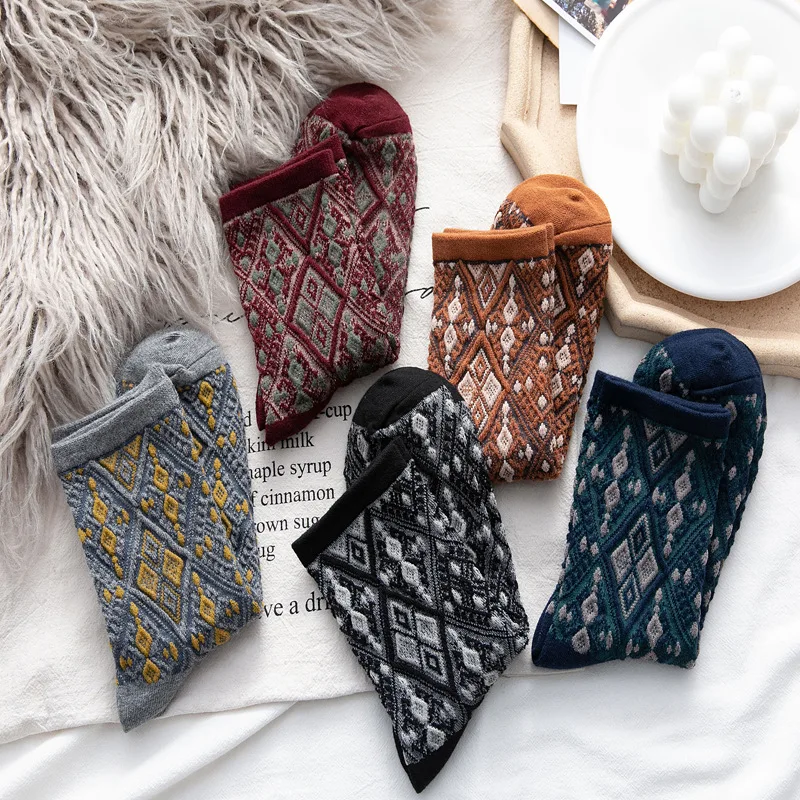 5 Pairs Autumn Winter College Style Three-dimensional Abstract Rhombus Plaid Color Matching Artistic Medium Tube Women Socks