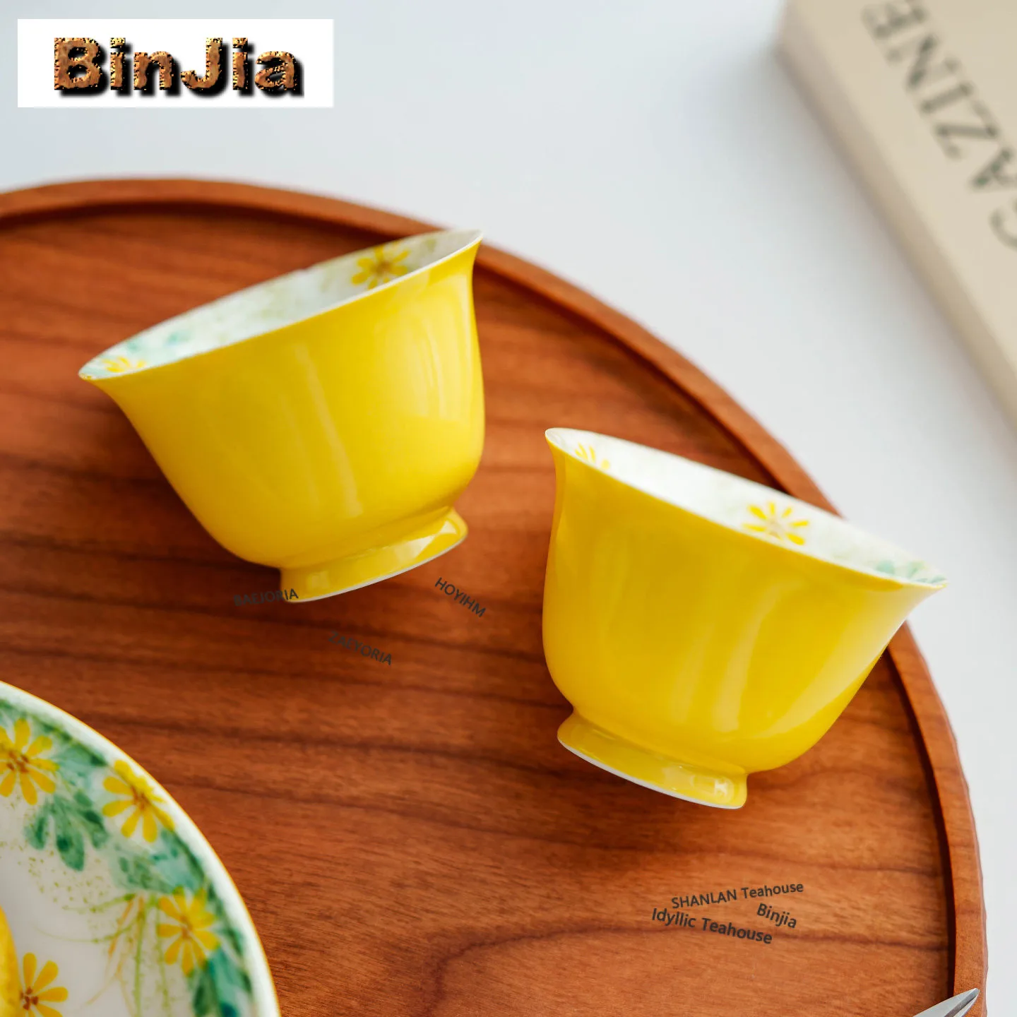 

35ml Egg Yolk Glaze Hand Painted Daisy Teacup Creative Tea Bowl Set Of Cups Tea-tasting Personal Cup Chazhan Master Cups Cafes