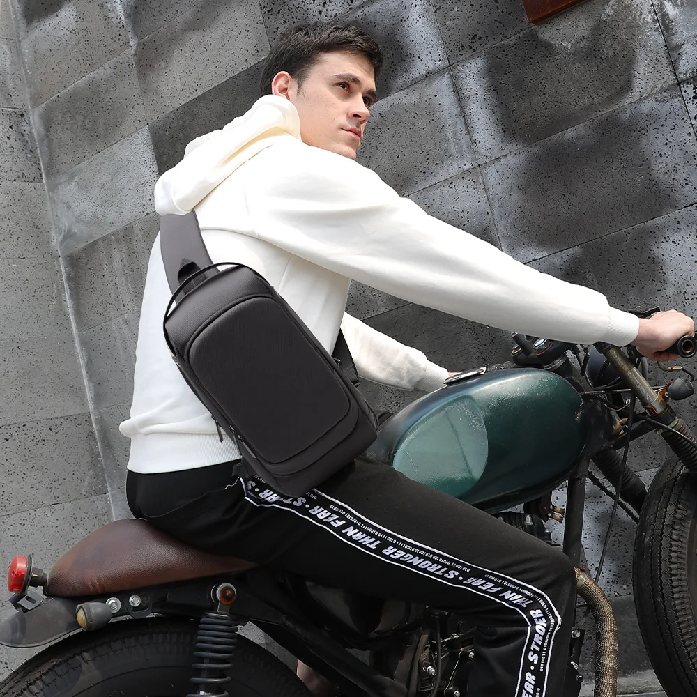 2025 New Trend Men's Crossbody Bag, USB Charging Shoulder Bag for Men Sports Motorcycle, Fashionable Chest Bags bolso de hombre