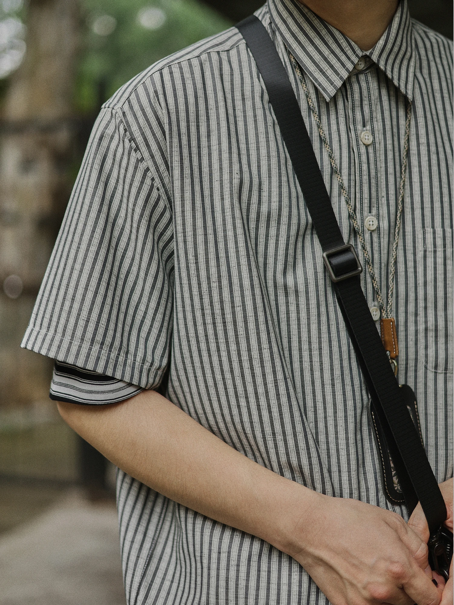 

Retro Striped Men's Shirt Short Sleeve Loose Fit Summer Thin Cotton Linen Blend Casual Shirt Jacket Versatile Comfortable Bre...