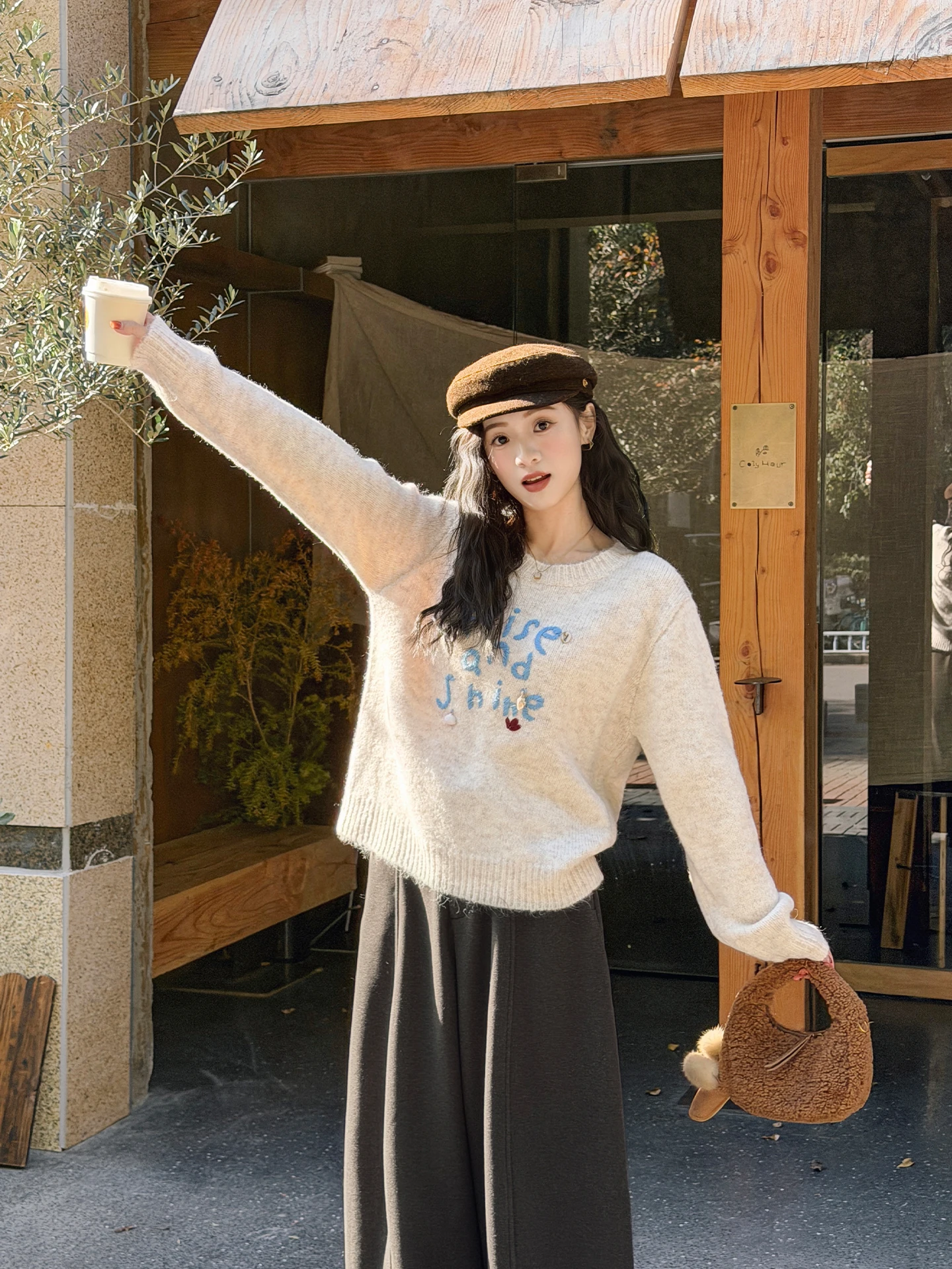 

Женский свитер с цветной вышивкой букв, свободного кроя, с круглым вырезом, вязаный, с длинными рукавами, повседневный, для работы, зимний, модный