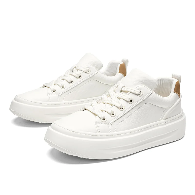 Men's Shoes, Thick-Soled, Non-Slip, Durable, Waterproof, and Comfortable, Sizes 39-44, with Sturdy Stitching, Fashionable Men's Footwear
