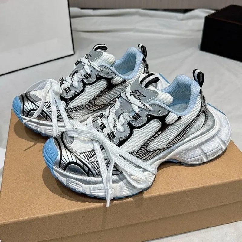 Farbblockierte Sport-Sneaker im Auslandsstil für Damen 2026 – Neue Retro-Frühlingsschuhe, atmungsaktiv und mit erhöhter weicher Sohle
