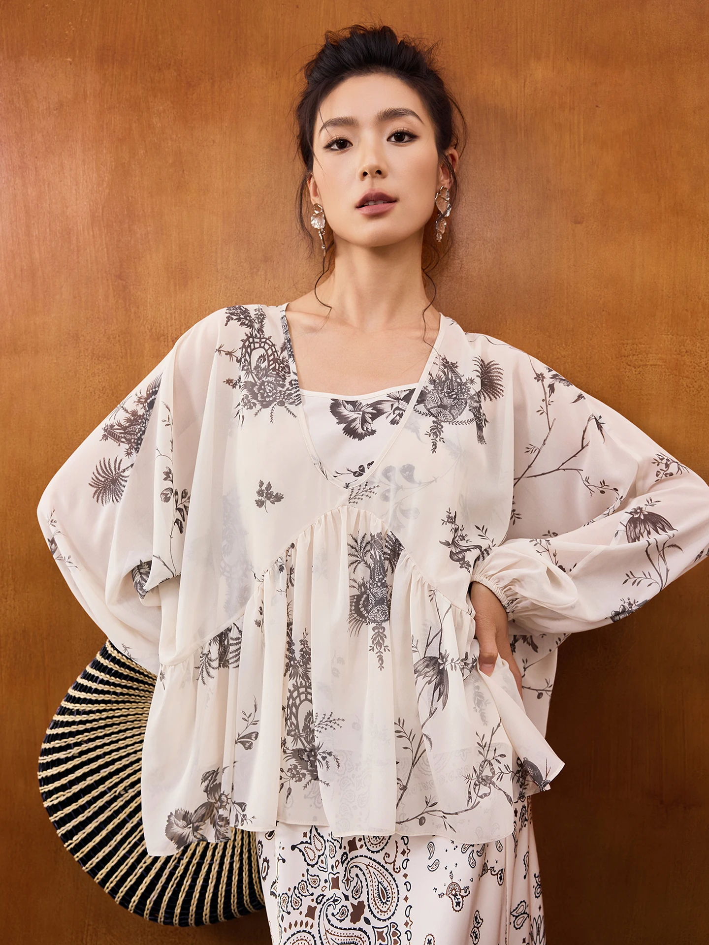 

Jiancha Summer "Eastern Breath" Oxygen Clear Feeling Loose Silken Small irt Women's Commute Sle Long Sve Printed Top